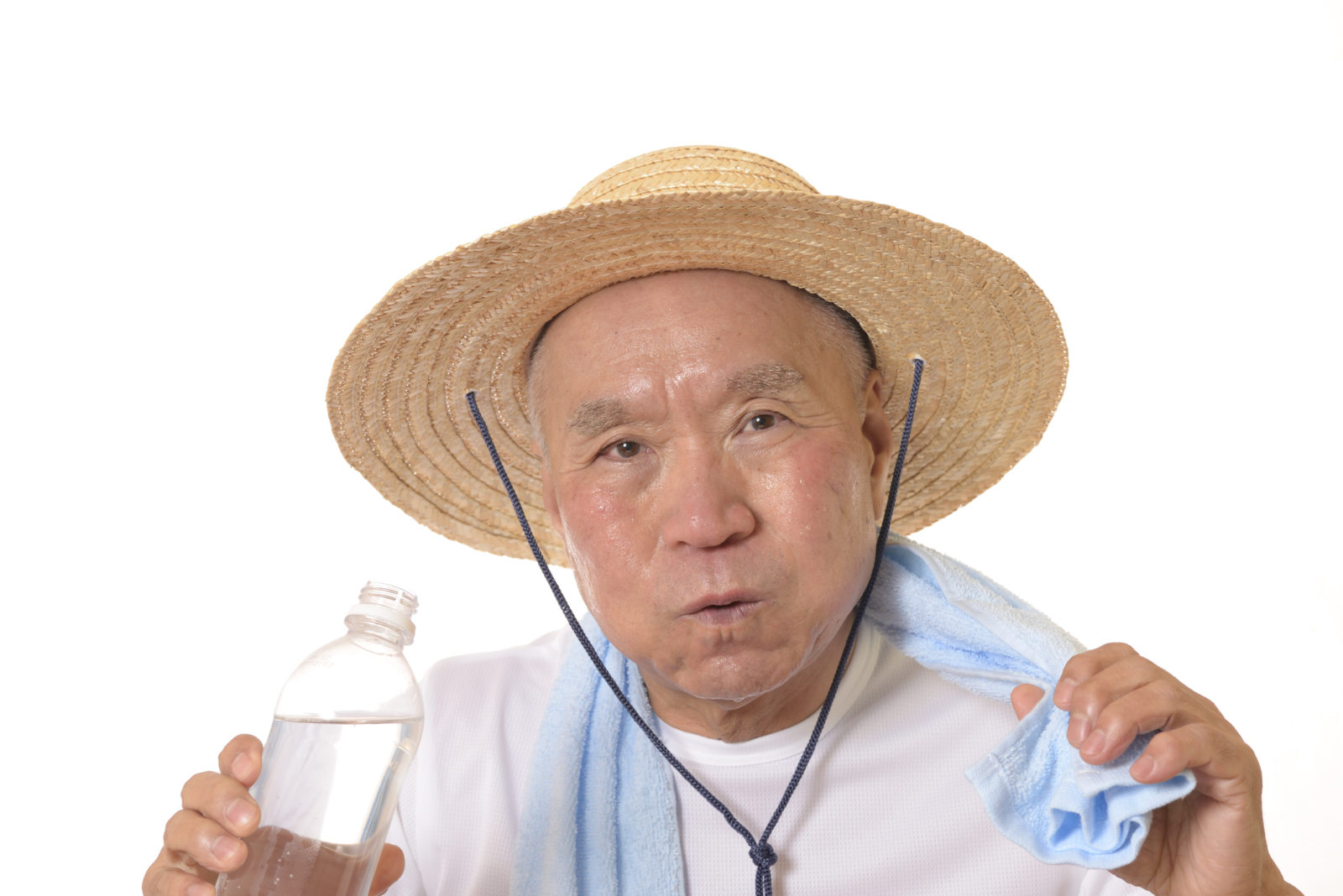 Japanese senior prepares to take hydration